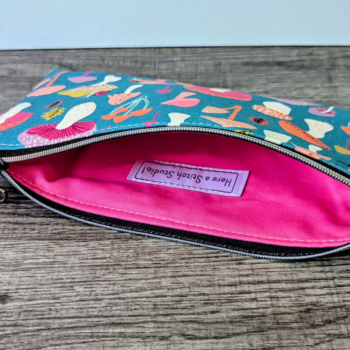 Turquoise Mushroom Cotton Zipper Pouch