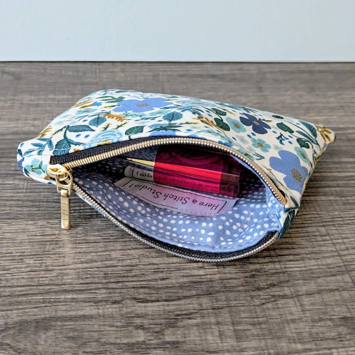Wild Rose Blue Card Pouch