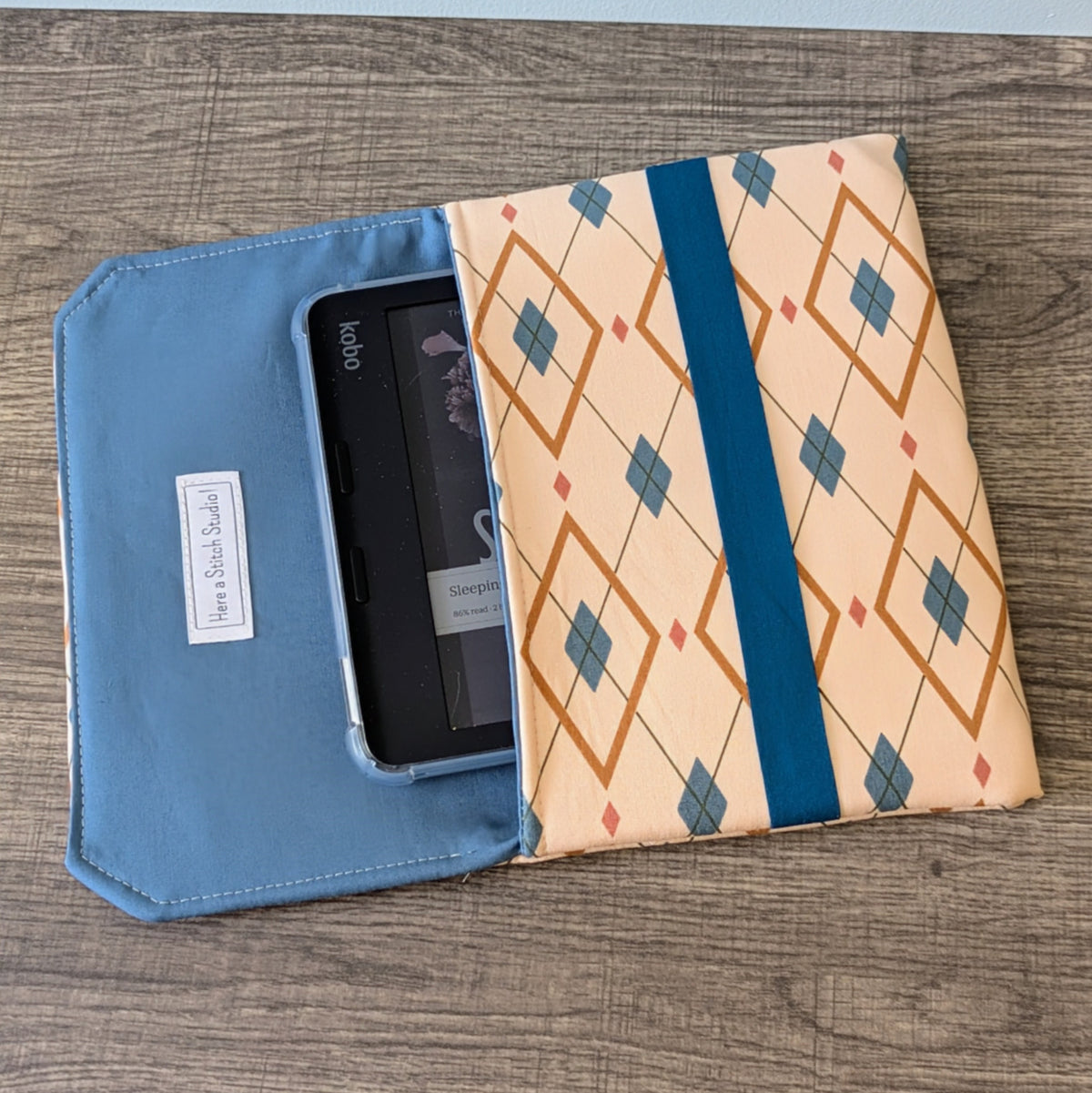 Pink Argyle Kobo & Kindle Sleeve