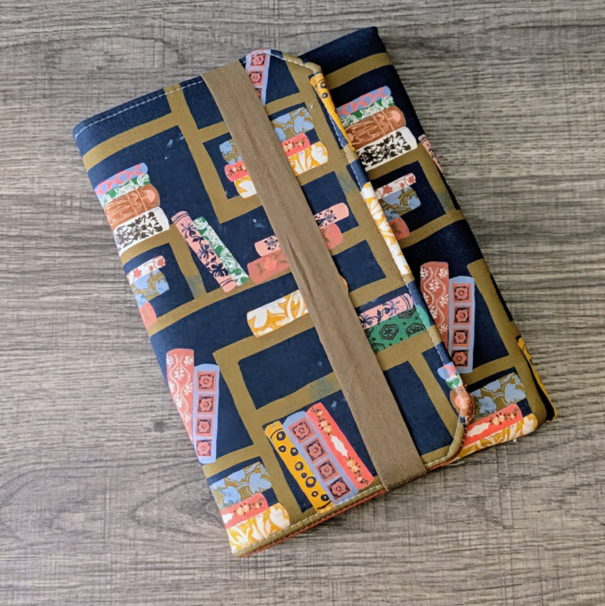 Bookshelf Kobo & Kindle Sleeve