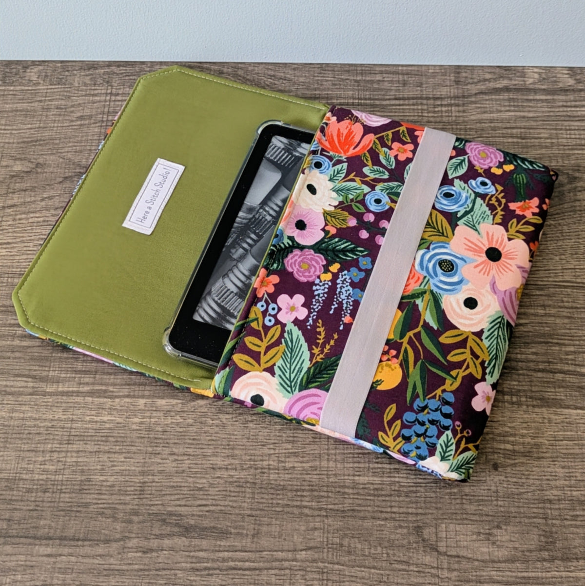 Burgundy Floral Kobo & Kindle Sleeve