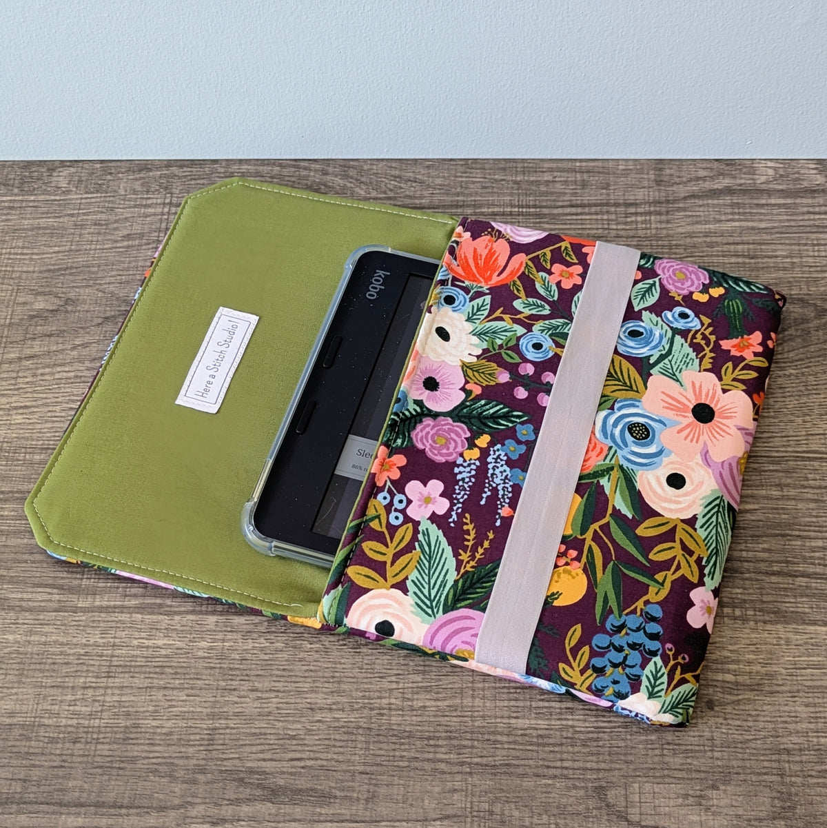 Burgundy Floral Kobo & Kindle Sleeve