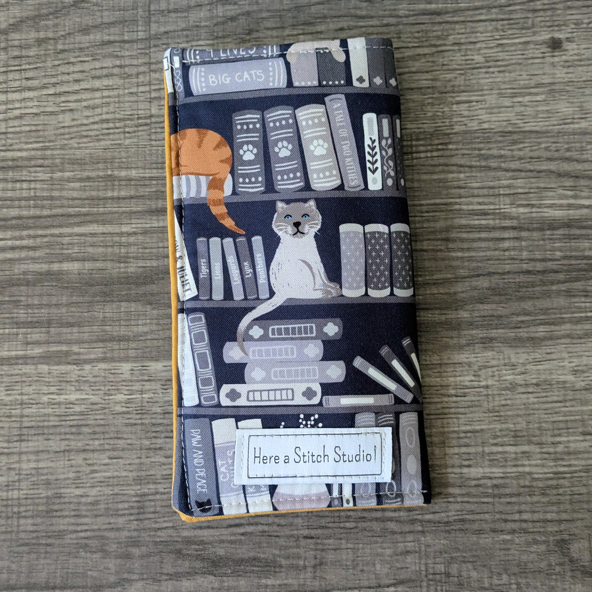 Bookshelf Cats Eyeglass Case