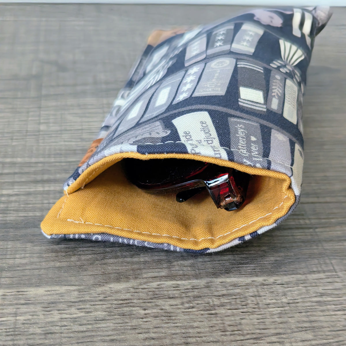 Bookshelf Cats Eyeglass Case