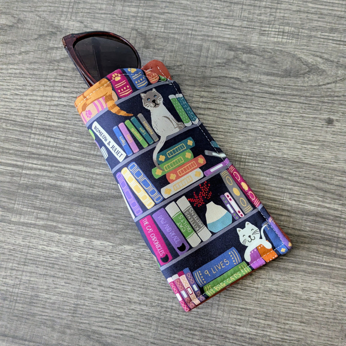 Bookshelf Cats Eyeglass Case
