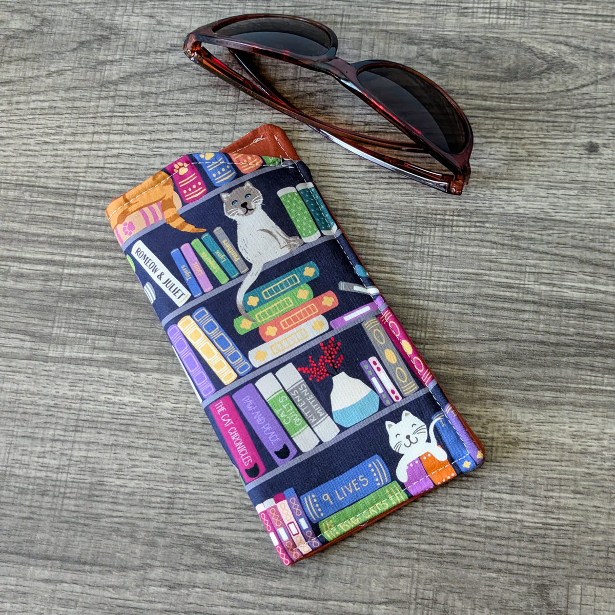 Bookshelf Cats Eyeglass Case