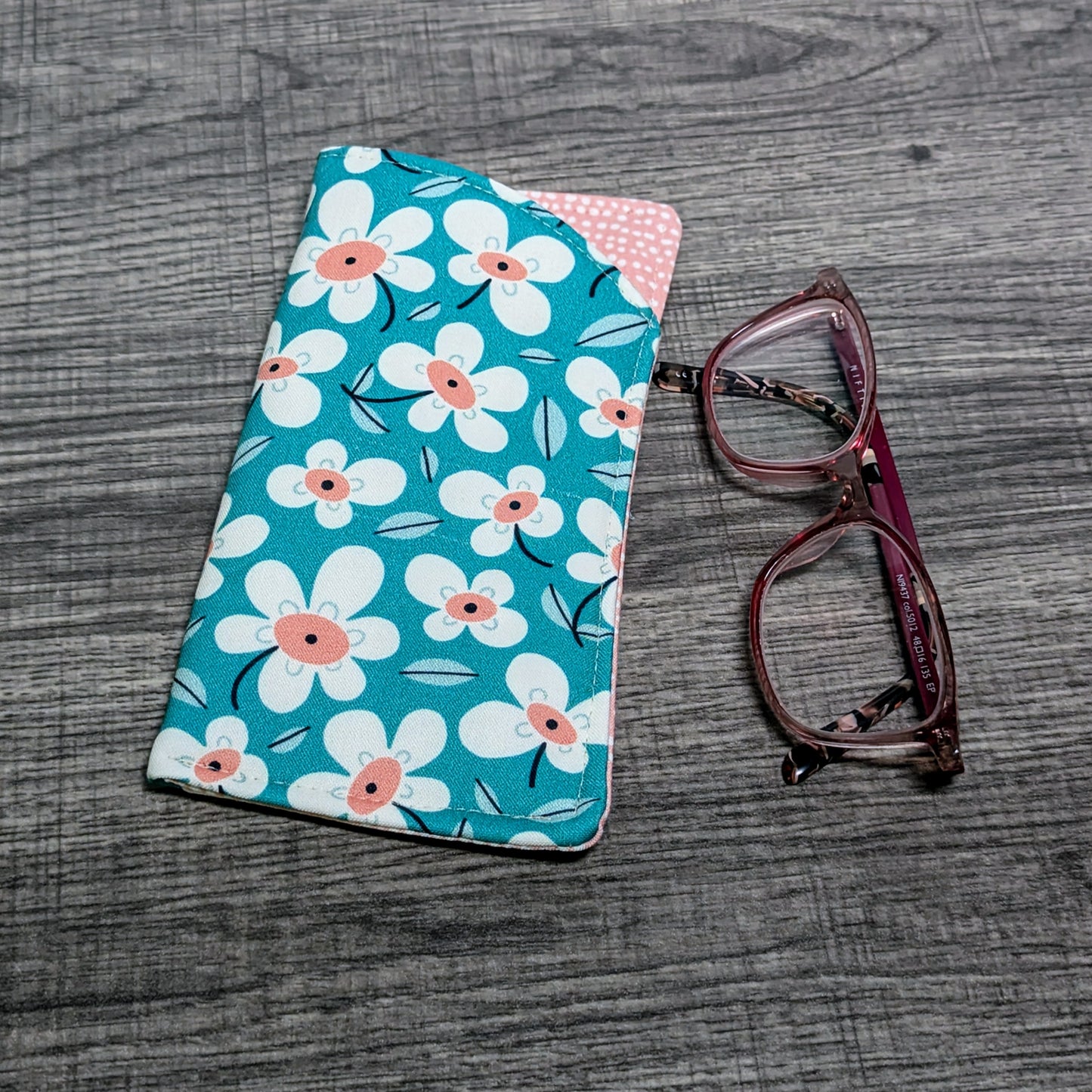 Turquoise Daisy Floral Floral Eyeglass Pouch