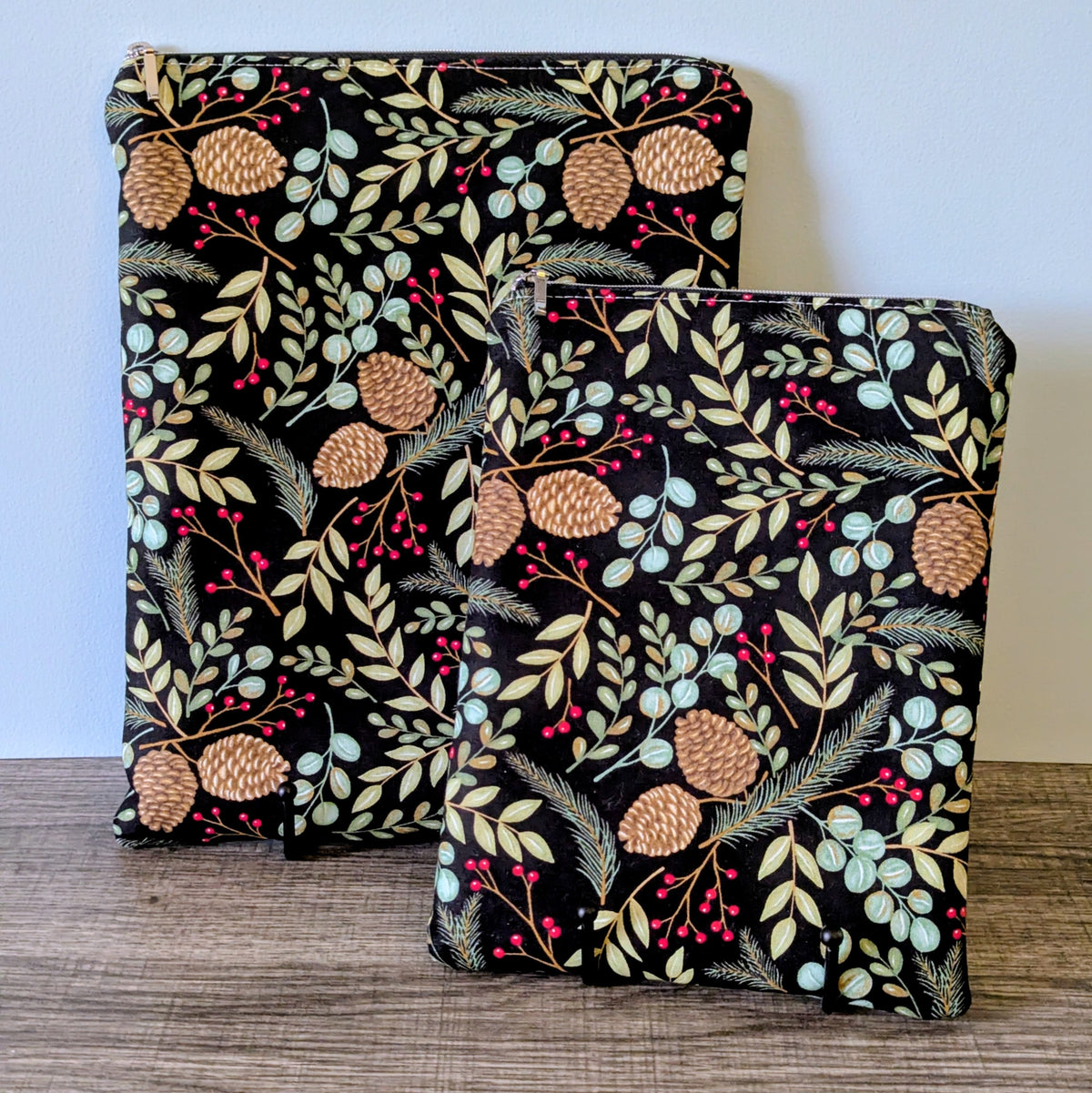 Black Winter Foliage Cotton Book Sleeve