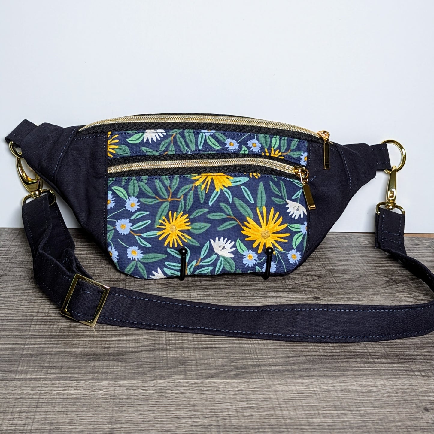 Daisy Floral Canvas Sling Bag