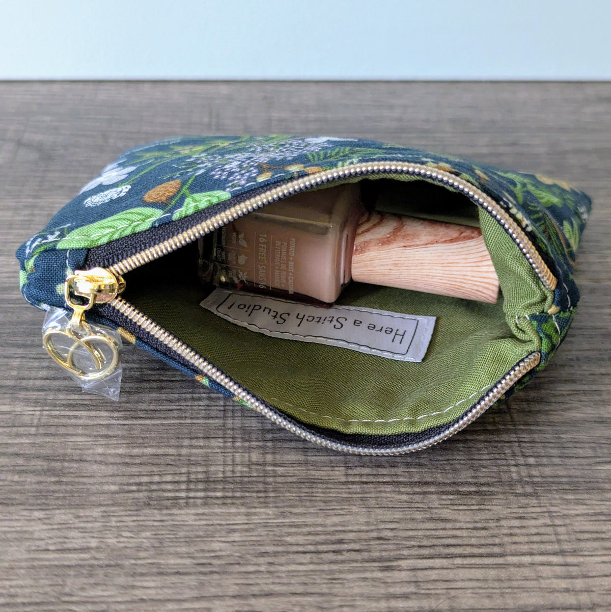 Juniper Green Card Pouch